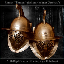 Load image into Gallery viewer, High level replica - Thraex helmet (massive bronze)