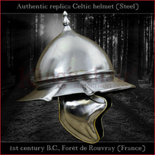 Load image into Gallery viewer, Authentic replica Celtic "Rouvray" helmet (steel)