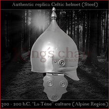 Load image into Gallery viewer, Authentic replica - Celtic &quot;La-Téne&quot; culture helmet (steel)